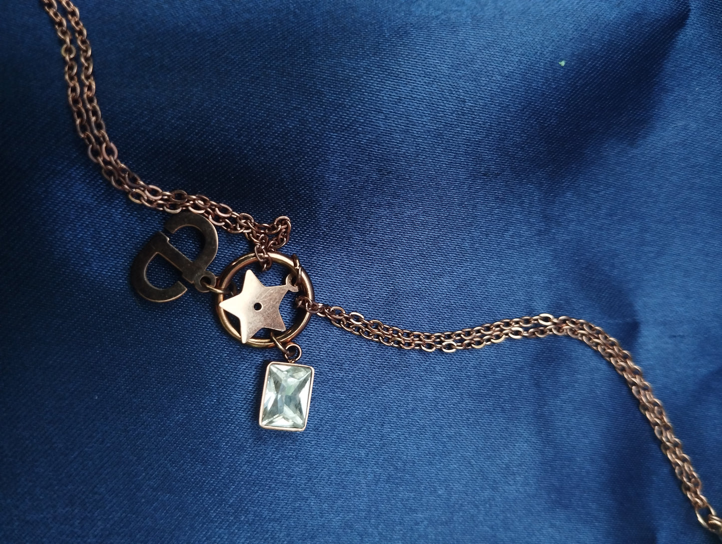 Elegant Link Bracelet with Unique Pendants